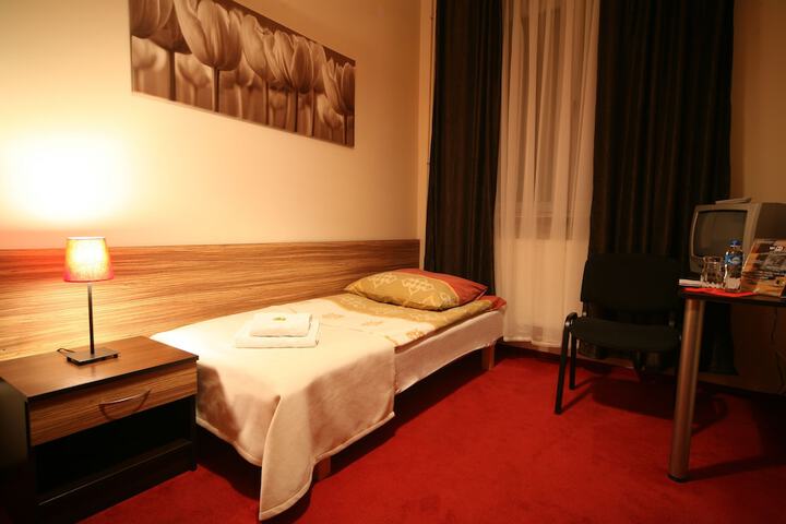 Room 8 of 38