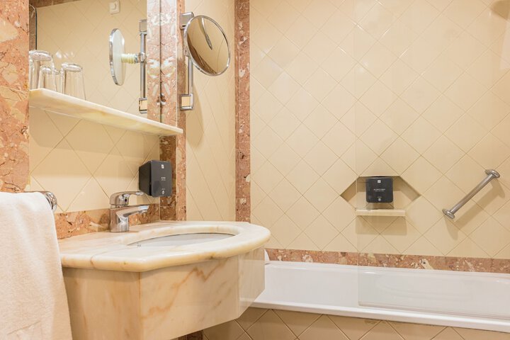 Clean Restrooms
