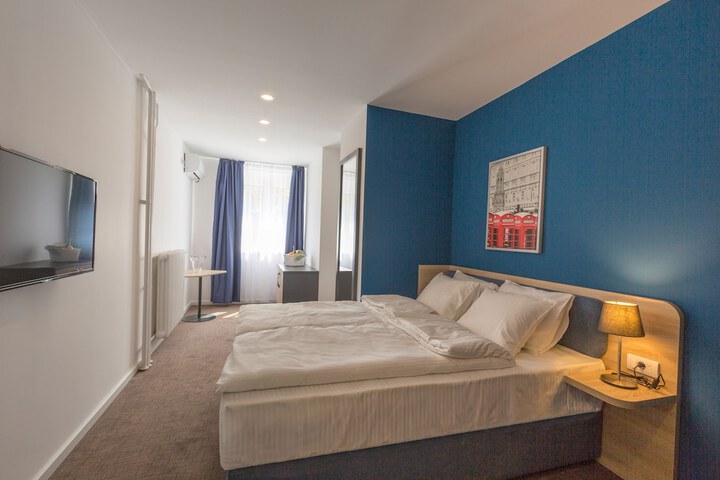 Room 29 of 56