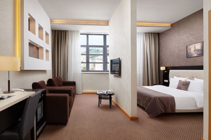 Room 22 of 57