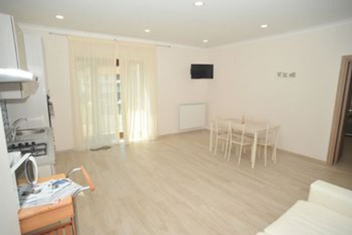 Room 60 of 67