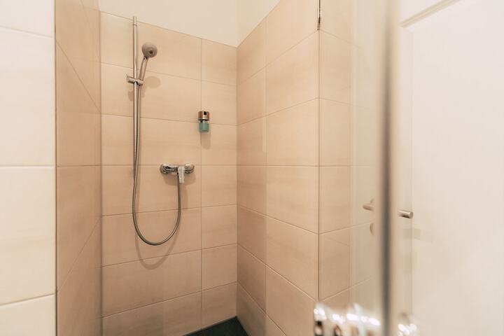 Room 256 of 289