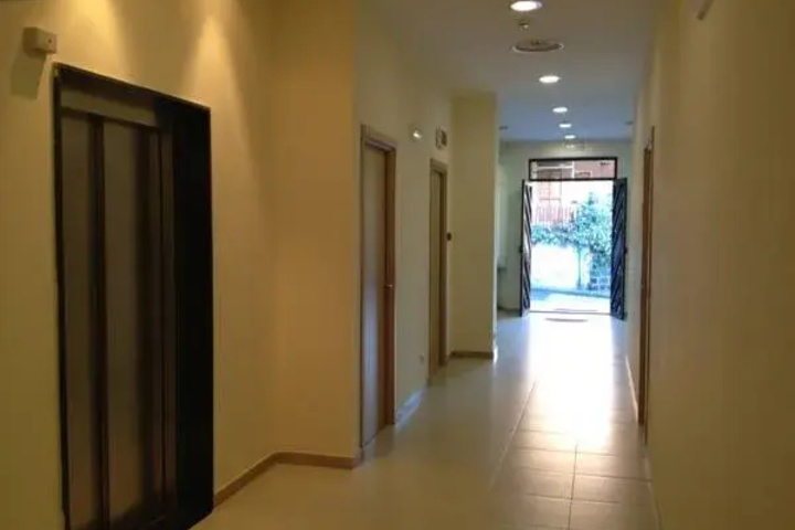 Room 11 of 14