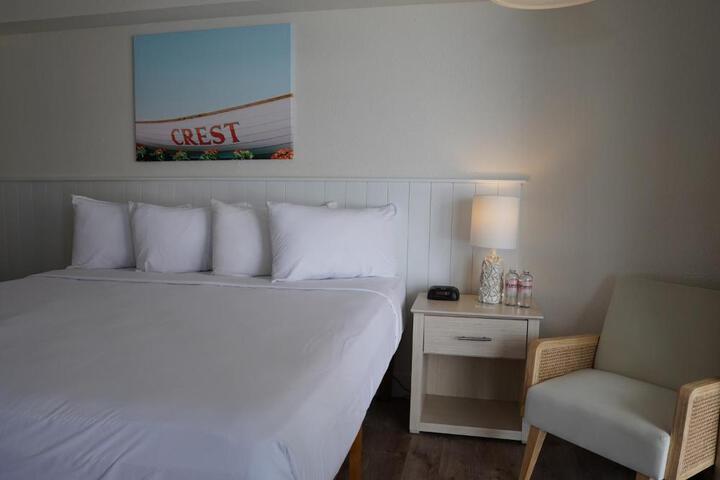 Studio 1 King Bed Ocean View (3 of 9)