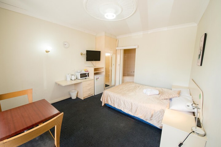 Room 21 of 78