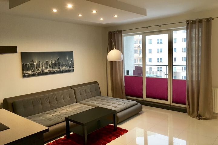 Room 13 of 113