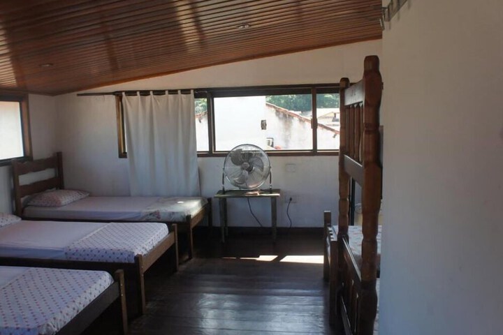 Room 4 of 11
