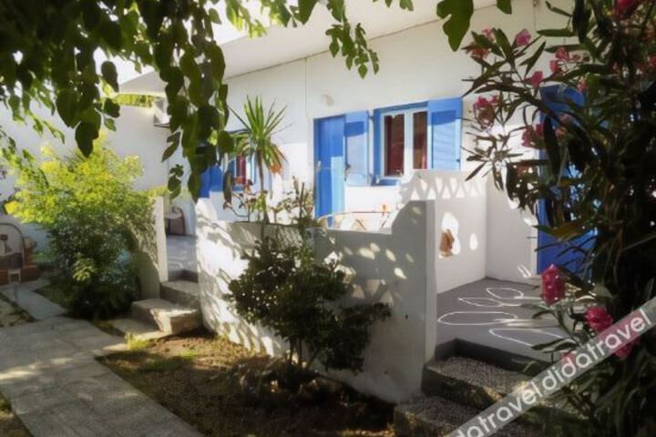 Skyros Junior Studios