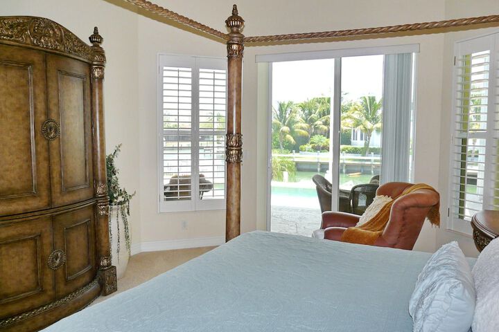 Room 4 of 26