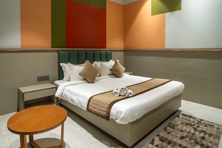 Room 8 of 35