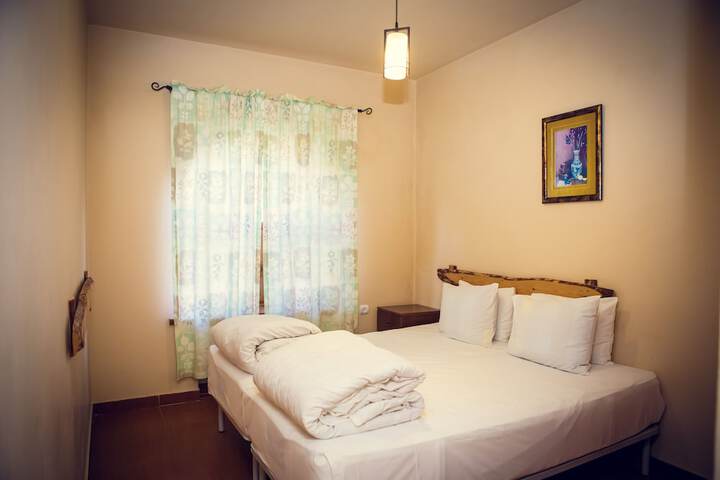 Room 41 of 103