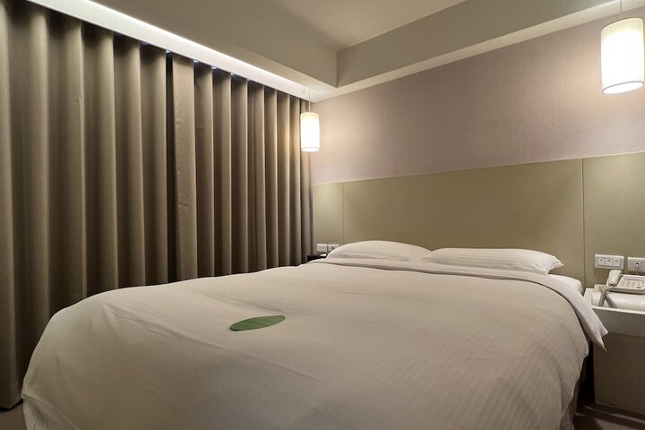 Room 21 of 67