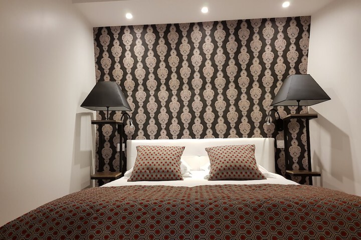 Room 6 of 54
