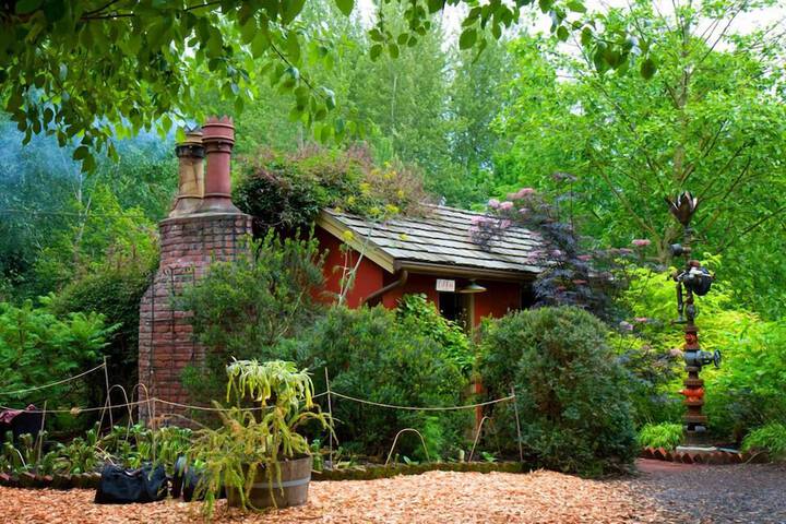 Property Grounds 89 of 125