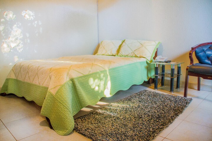 Room 7 of 31