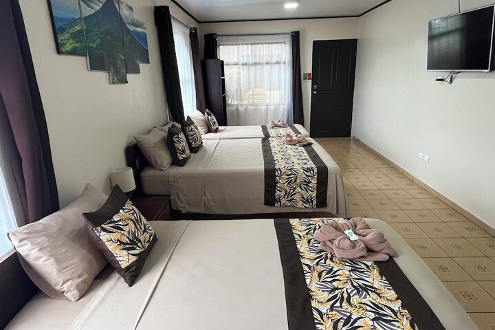 Room 6 of 21