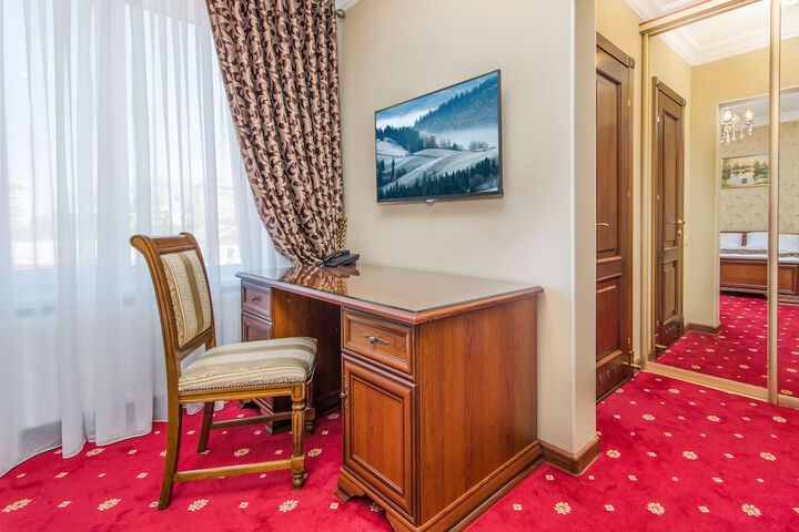 Room 3 of 50