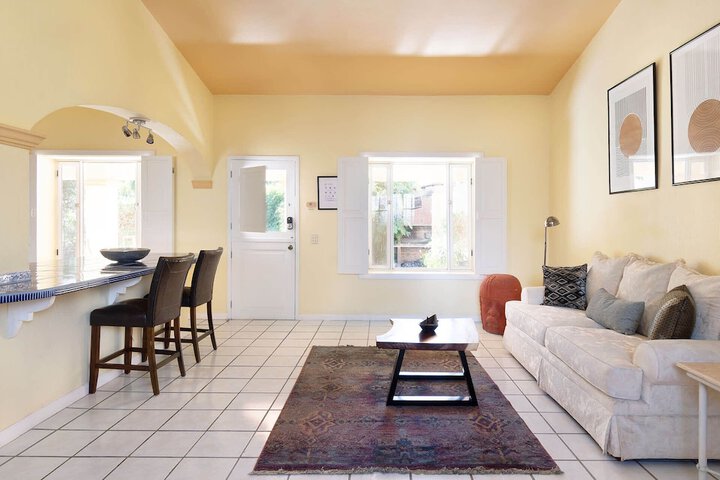 Room 8 of 25