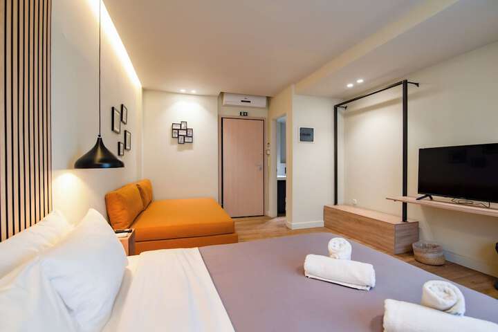 Room 41 of 151