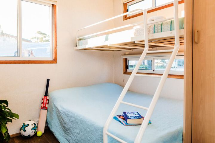 Room 5 of 88