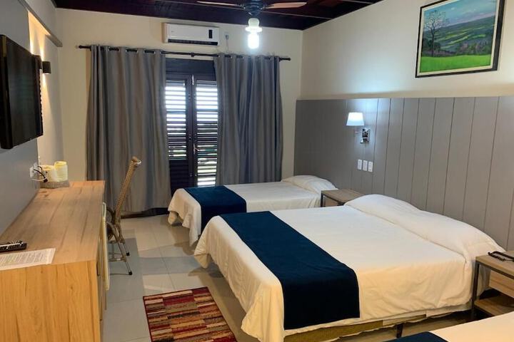 Room 3 of 60