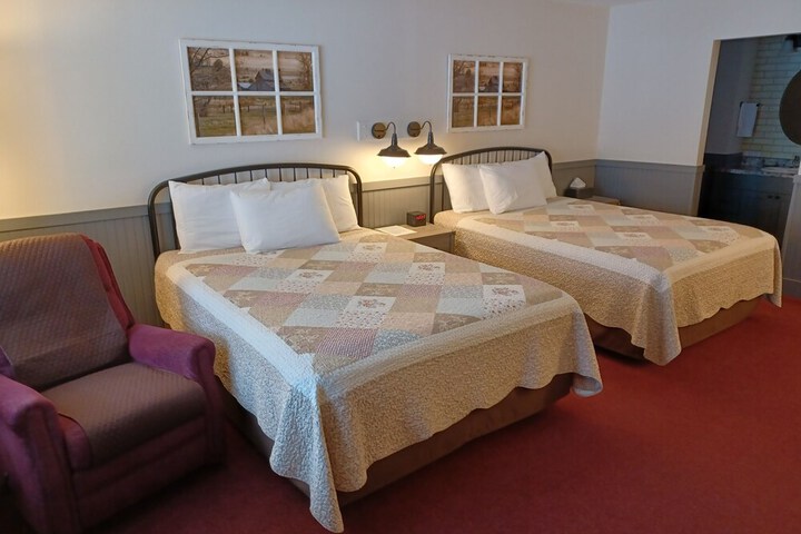 Room 8 of 23