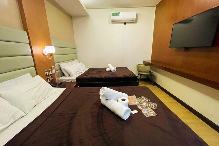 Room 16 of 73