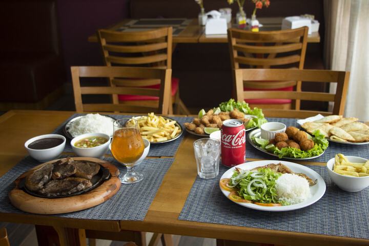 Dining 80 of 110