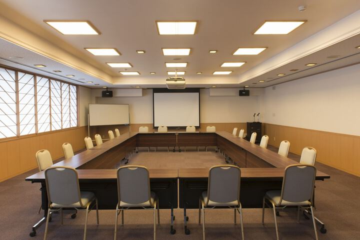 Meeting 21 of 34