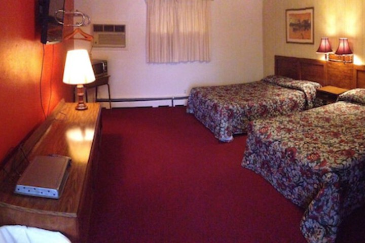 Room 4 of 20
