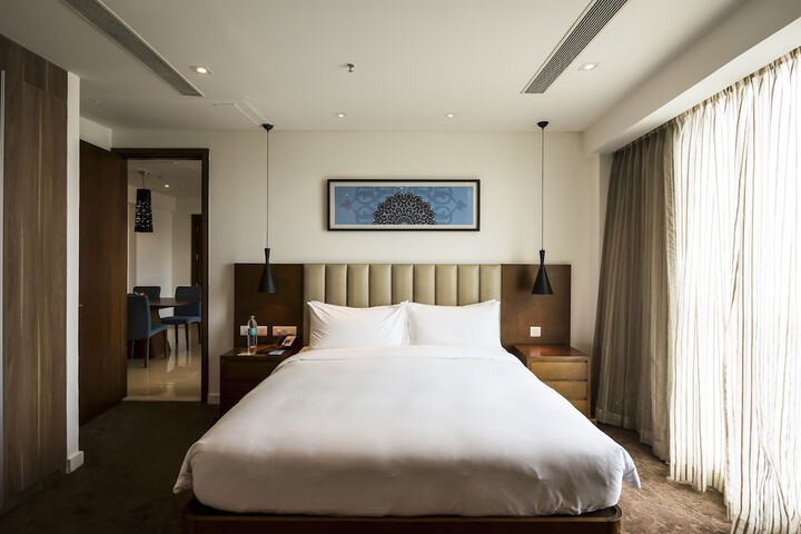 Room 12 of 60