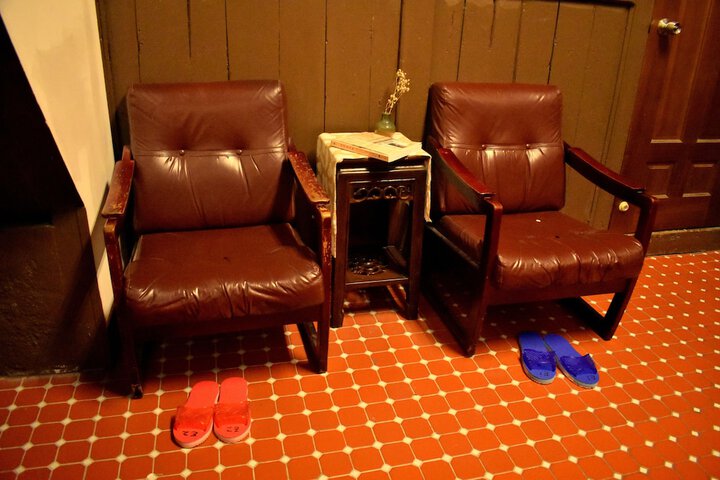 Room 7 of 42
