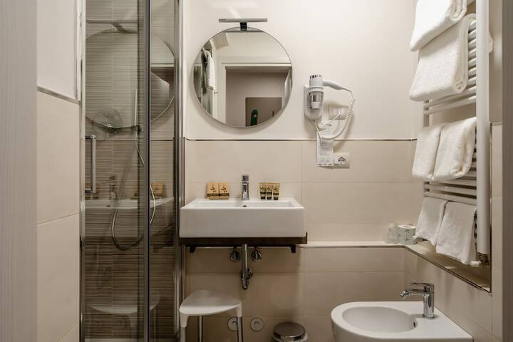 Room 12 of 59