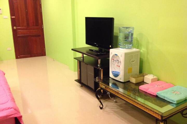 Room 9 of 24