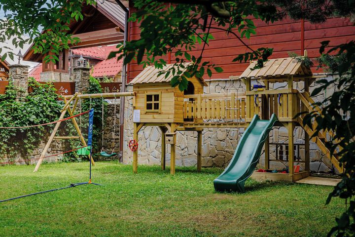 Children's play area - outdoor
