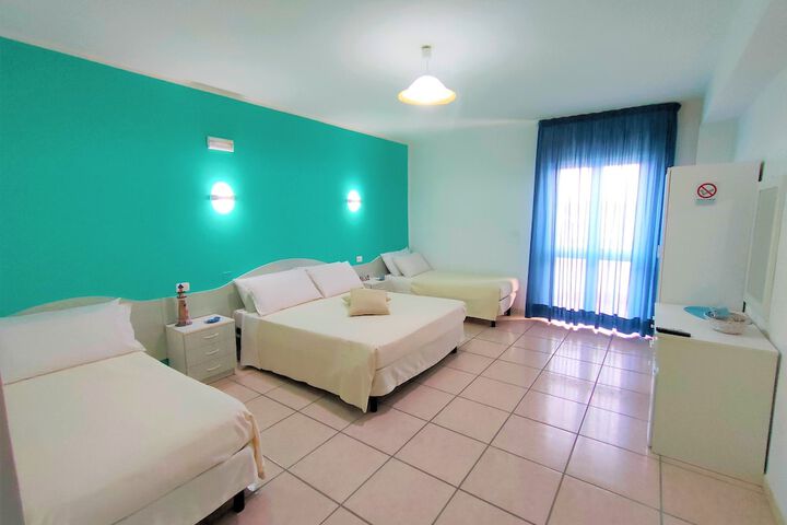Room 34 of 66