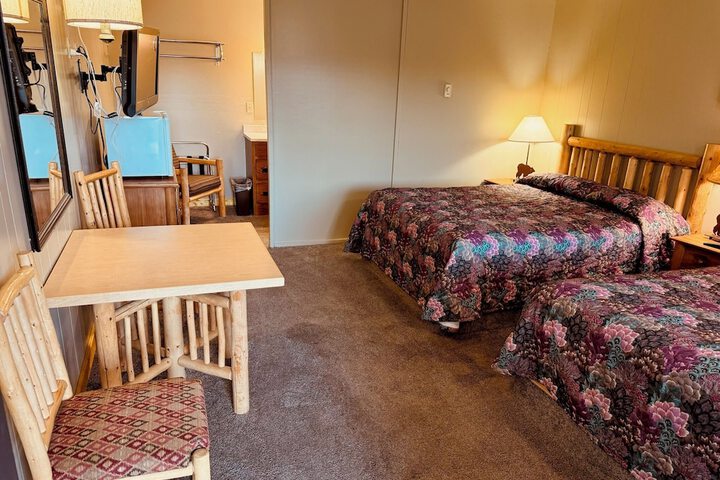 Room 9 of 24