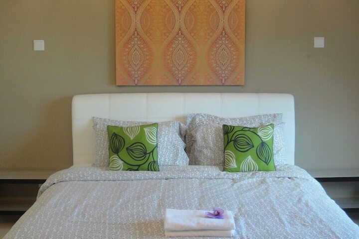 Room 3 of 24