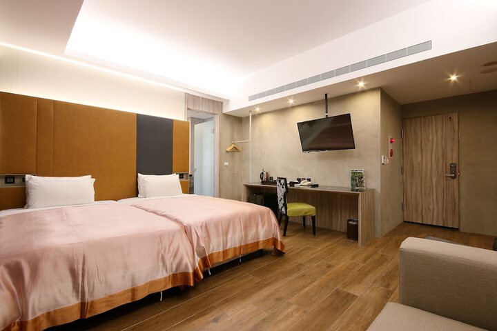 Room 51 of 91