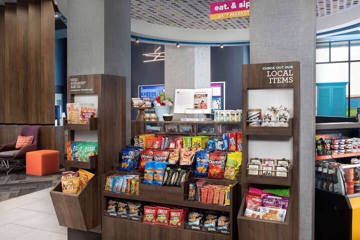 Snack bar