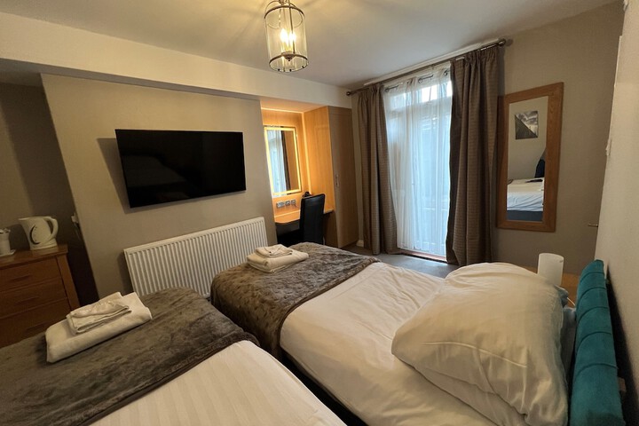 Room 14 of 75