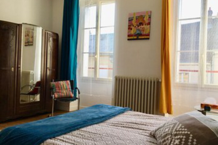 Room 18 of 27