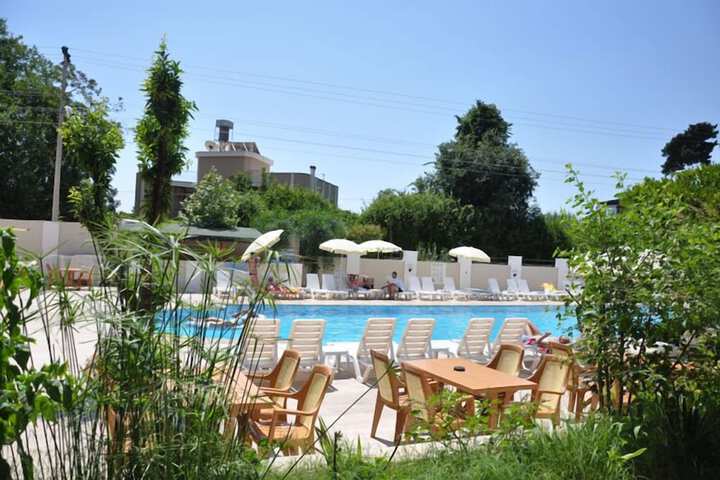 Pool Hotel