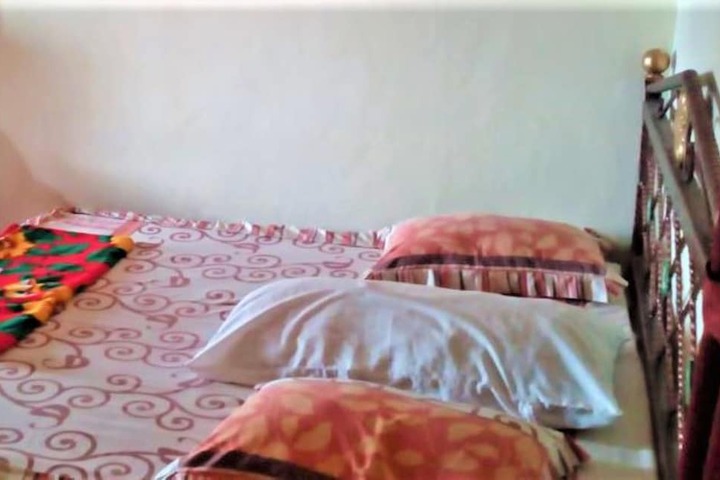 Room 15 of 36