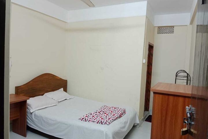 Room 3 of 6