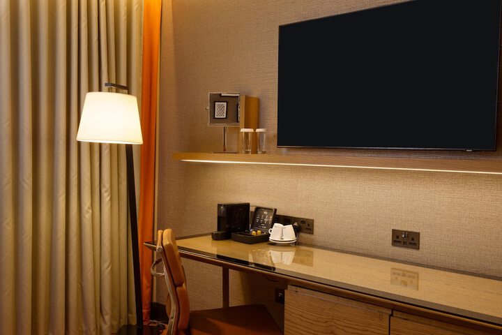 Room 20 of 103