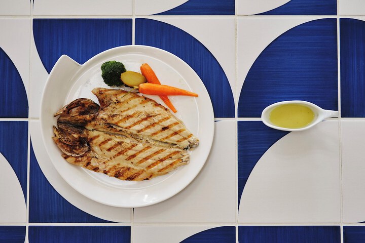 Dining 110 of 153