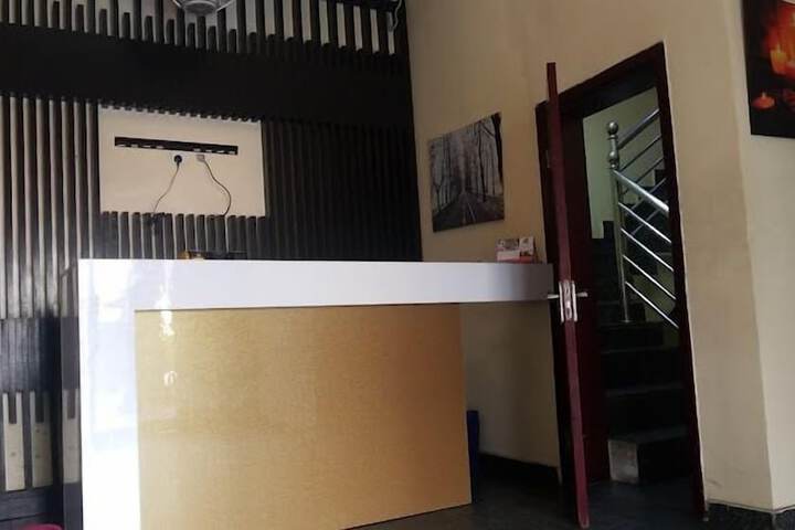 DeGrosvenor Hotel and Suites Lagos