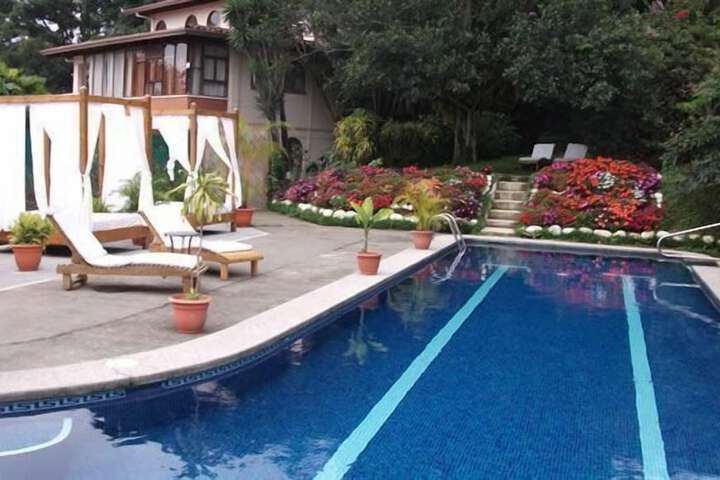 Pool Hotel
