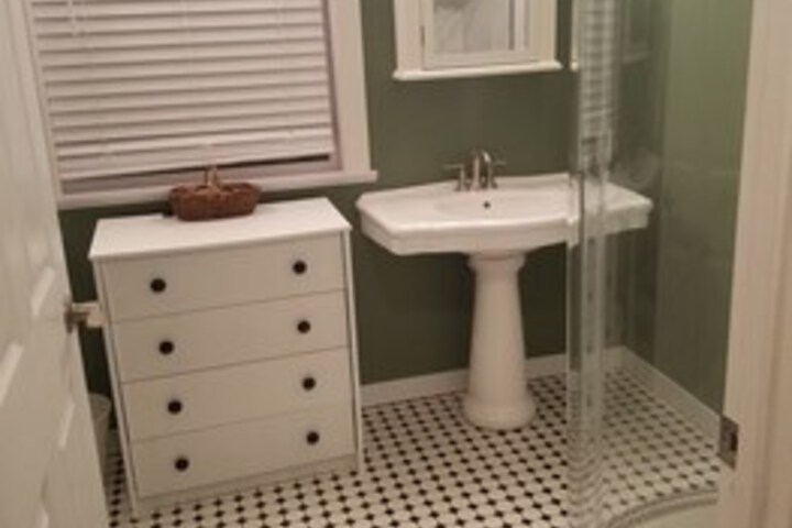 Room 68 of 250
